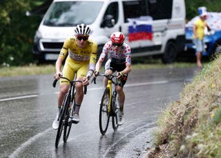Pogacar pulling Vingegaard up the climb